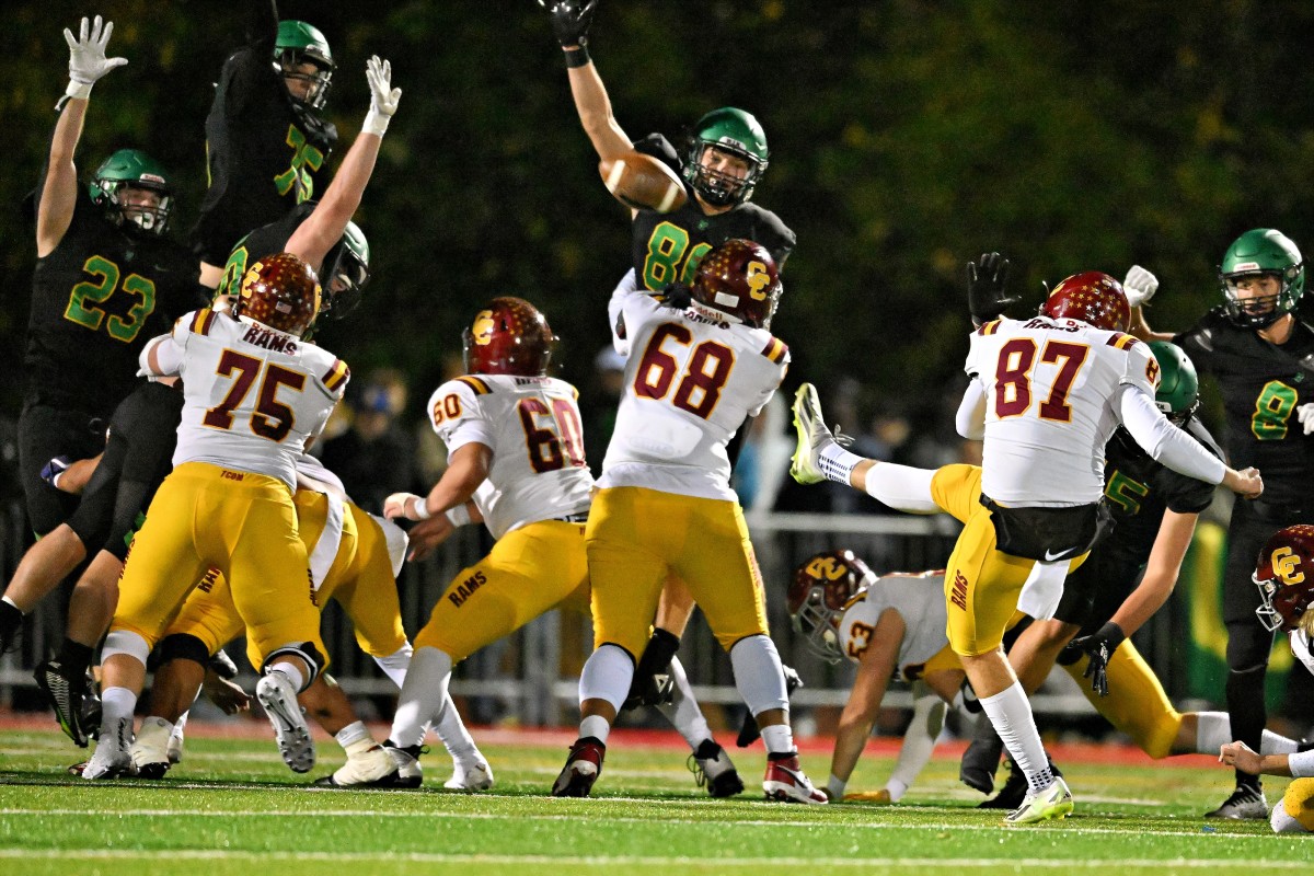 a Central Catholic West Linn 6A Oregon football semifinal November 17 2023 Leon Neuschwander 38